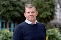 Portrett_Espen_Holm_oktober24_BS-1.jpg